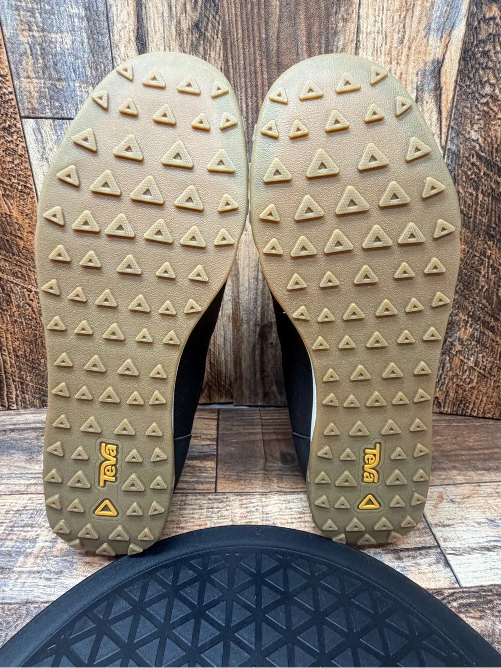 NEW Teva Wyland Casual Wear Light Hiking Women’s Shoes US Size 6 - Picture 9 of 11